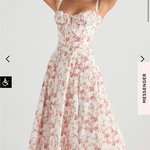 HOUSE OF CB NWT never worn Carmen corset dress size Medium